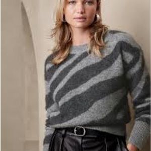 Banana Republic zebra sweater